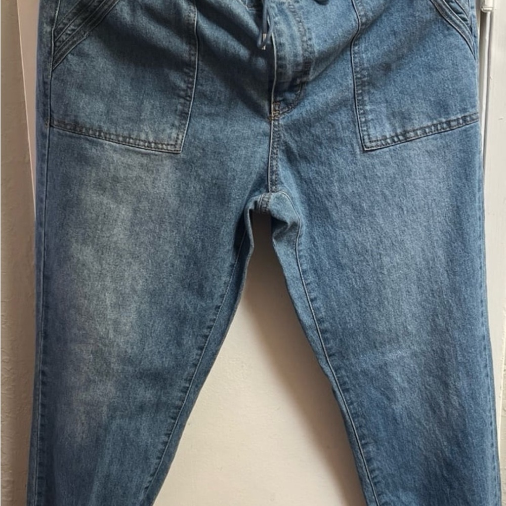 Tinseltown Relaxed Fit Blue Jeans